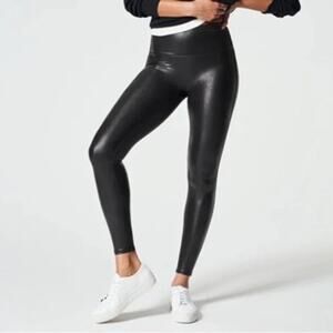 Spanx Coated Black Leggings Womens Medium Casual Activewear Athleisure High Rise